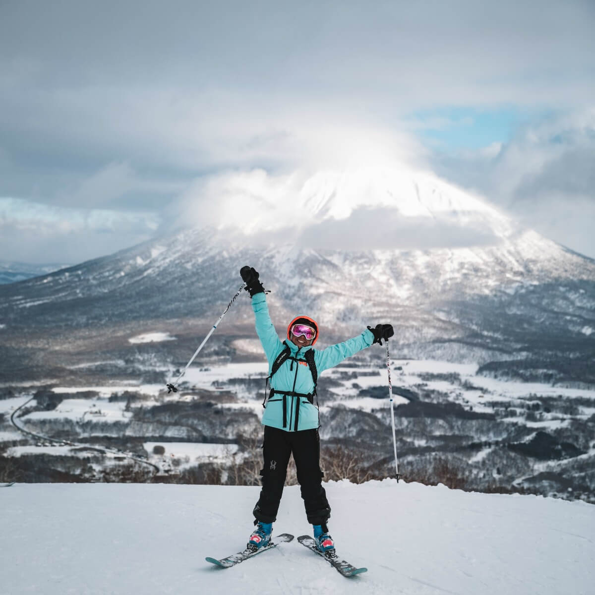 Niseko ski The Ski Week Japan CREDIT Asa Steinars AW0I5713