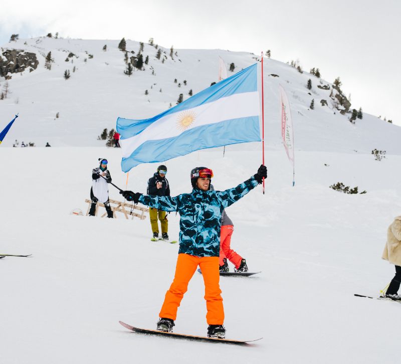 Parade of Nations The Ski Week 2019 915 CREDIT Asa Steinars